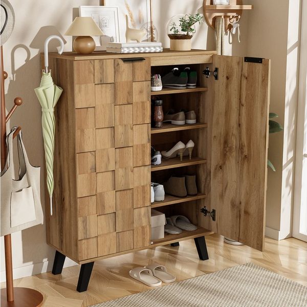 Merax Schuhschrank in Holzoptik/Walnuss und schwarzen Griffen (80,5×35×109,5 cm, 1-St, kompakter Flur-Schrank für organisierte Schuhaufbewahrung) Kommode mit 5 Fächern, verstellbaren Einlegeböden, geometrischen Türen