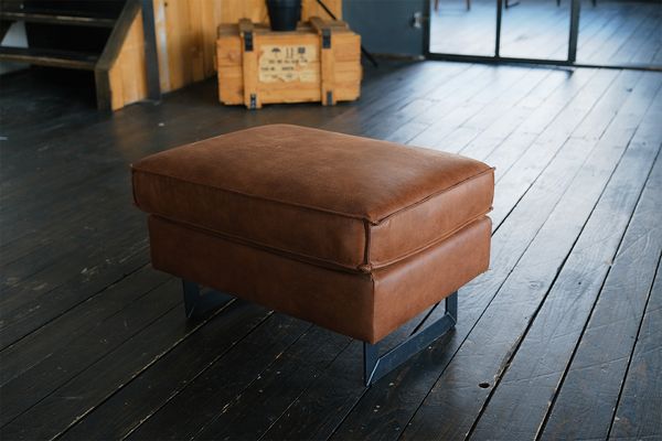 KAWOLA Hocker VILNIUS Lederfaserstoff cognac 48 x 56 x 76 cm