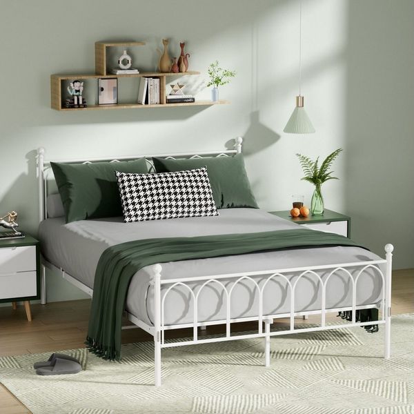 STILVORA Metallbett Metallbett 140x200 Bettgestell mit Lattenrost,Stauraum unter dem Bett