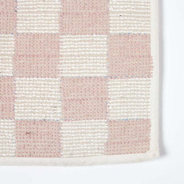 Homescapes Badematte Rutschfeste Badematte rosa-weiß mit Schachbrett-Muster, 50 x 80 cm, Höhe 20 mm, 50 x 80 cm Bild 4