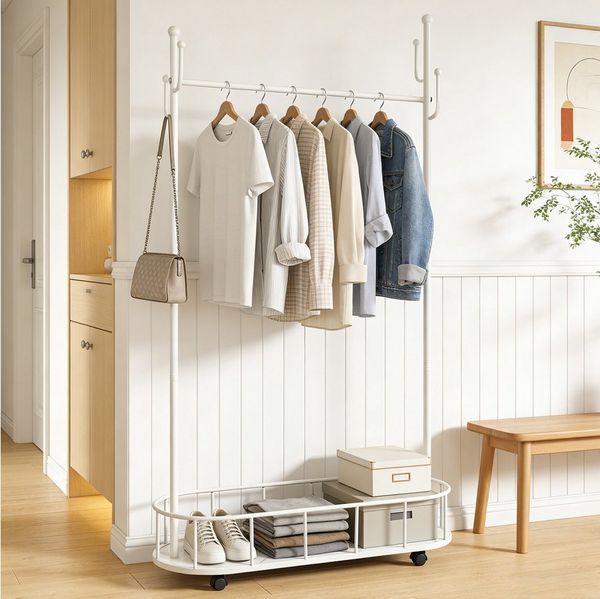 JOYOLEDER Garderobenständer Kleiderstange, Kleiderständer auf Rollen, Garderobenständer mit, (Aufbewahrungskorb, Rollgarderobe für Schlafzimmer, Flur und Wohnzimmer, Weiß)