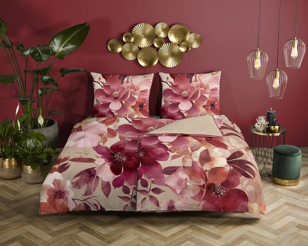 Descanso Wendebettwäsche Chaja, Mako-Satin, Renforcé, Satin, 3 teilig, Satin, Reißverschluss, Paspel, Biese, Wendeoptik, Blumen, Bordeaux