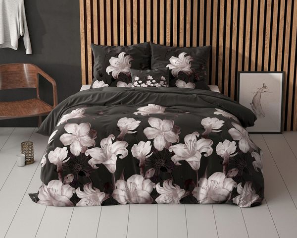 Sitheim-Europe Bettwäsche Imma Elegance Bettbezug mit dunkler Blume, Baumwolle, 2 teilig, Antiallergisch, knitterarm und bügelfrei