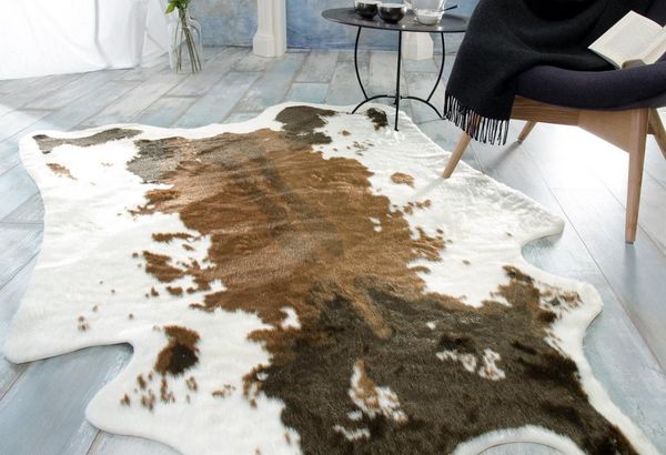 Wohnen und Accessoires GmbH & Co. KG Fellteppich Kuhfell Teppich, Fellteppich aus Kunstfell, elegant und flauschig