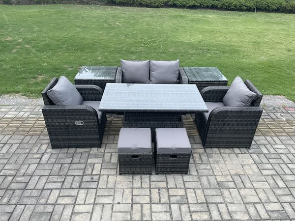Fimous 6-Sitzer Rattan Outdoor Möbel Garten Dining Set Patio Höhe Einstellbare Steigende Hubtisch Liebe Sofa Stuhl Mit 2 Beistelltische Hocker
