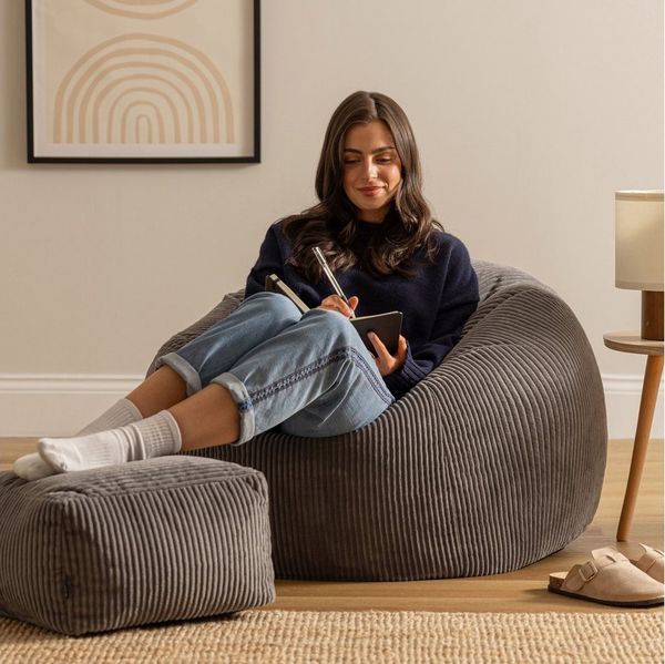 Icon Klassischer Sitzsack Flauschig aus Cord „Kingston“ mit Hocker, Anthrazitgrau, Cord Sitzsack Erwachsene mit Füllung, Indoor Sitzsack Kuschelig Groß