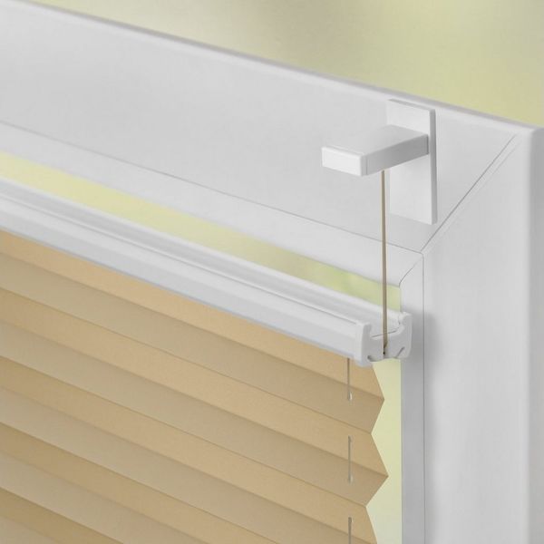 LICHTBLICK ORIGINAL Plissee nach Maß Klebfix, ohne Bohren, verspannt, blickdicht, Hitzeschutz - Beige, blickdicht, inkl. Klebeträger, Klebbar, kleben