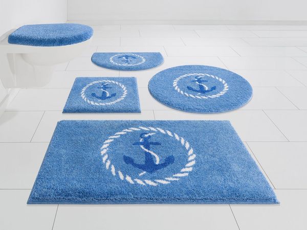 Grund Badematte Port Louis, Höhe 20 mm, rutschhemmend beschichtet, fußbodenheizungsgeeignet, Kunstfaser, rechteckig, 3-tlg. Hänge-WC Set, Design mit Anker, maritim, Made in Europe