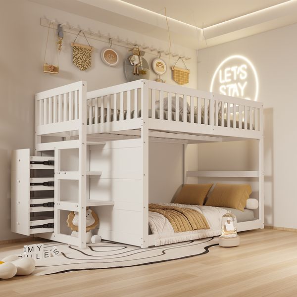 Etagenbett 140x200 cm aus Holz, niedriges Design mit hohem Rausfallschutz, Treppe mit 4 Schubladen, Weiß