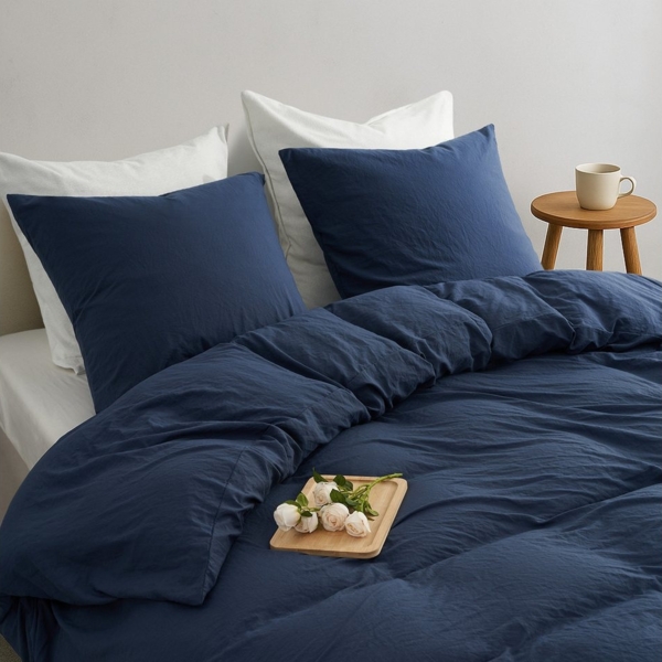 Topfinel Bettwäsche Bettwäsche 135x200 4teilig weiche Vorgewaschene Mikrofaser Baumwolle, 3 teilig, 1 Bettbezüge 155 x 220 2 Kissenbezüge 80x80 Reißverschluss Navyblau Bild 2