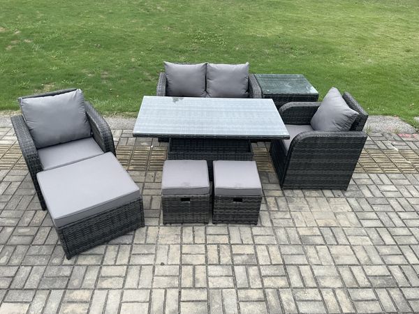 Fimous Wicker Polyrattan Möbel Garten Dining Set im Freien Höhenverstellbarer aufsteigender Tisch Liebe Sofa Stuhl mit Beistelltisch 3 Hocker