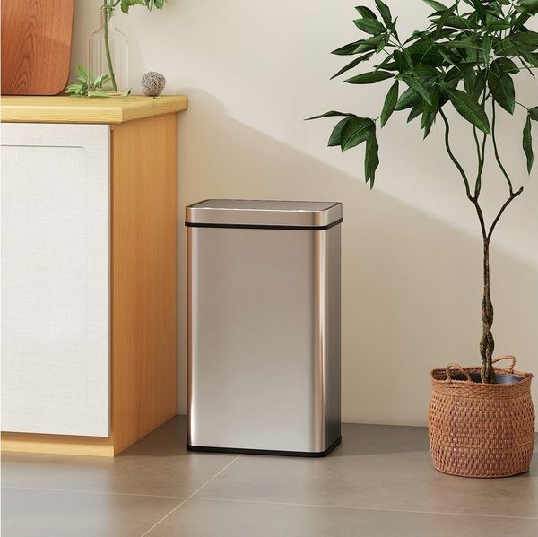 HOMCOM Mülleimer Fingerabdruckresistent, Automatische Schließ-Funktion, Silber