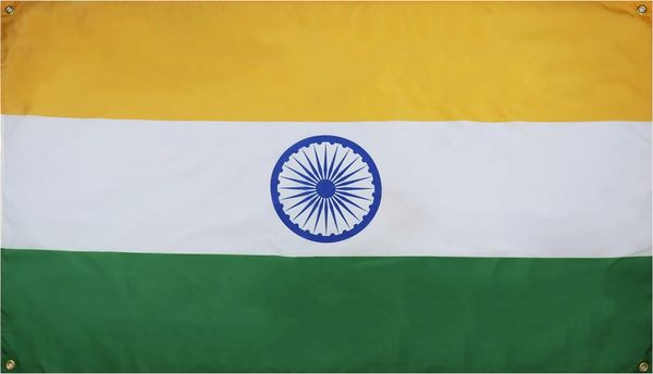 AZ FLAG Indien-Flagge, 150x90 cm, mit 4 Ösen, indischer Pavillon für Balkon oder Wand
