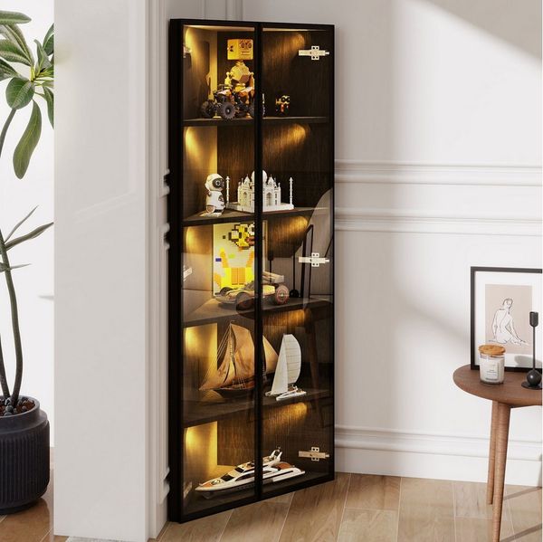OKWISH Vitrine Regal 62x35x160 cm mit LED-Beleuchtung und Soft-Close-Türen (Packung, 1-St, mit Eckelement mit Türen –Eckschrank,Bücherregal, Weinschrank) Staubgeschützte Glasvitrine mit integrierten Lichtleisten.