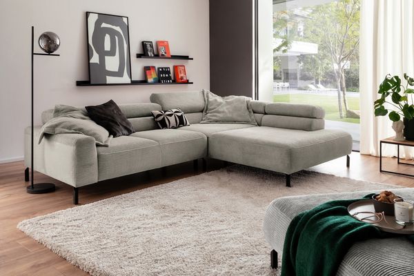 KAWOLA Sofa DELIA Ecksofa Cord steingrau mit motorischem Sitzvorzug Recamiere rechts 74 x 219 x 276 cm