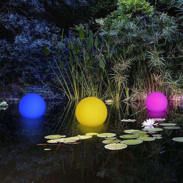 BONETTI LED Kugelleuchte LED Solar Gartenkugel – schwimmfähige Außenleuchte mit Farbwechsel, LED fest integriert, 8 Farben (rot, grün, blau, gelb, lila, hellblau, pink und weiß), IP67 Solarleuchte, Deko Garten, Teich, Pool, Terrasse, solarbetrieben
