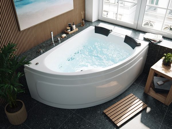 Whirlpool Royal XL Ultra 180 rechts Made in Germany 89 Düsen Befüllung Überlauf : Befüllung über den Überlauf