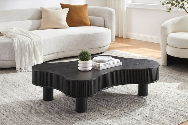 SalesFever Couchtisch Wohnzimmertisch organisch mit Massivholz-Lamellen 115 x 75 cm (1-St), Stilvoller & moderner Holztisch mit Echtholzfurnier