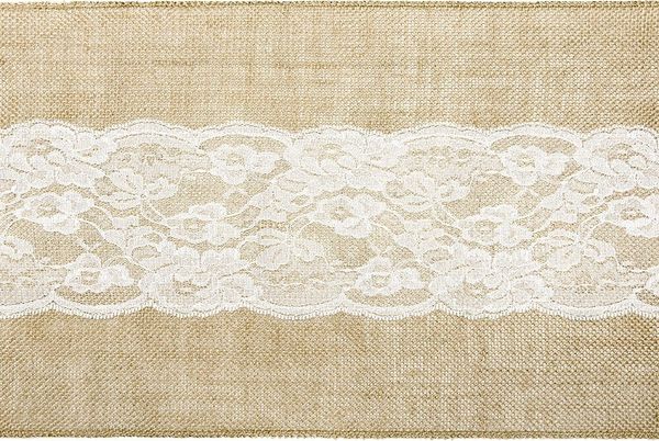 partydeco Tischläufer, Tischläufer Jute mit mittiger Spitze 28cm x 2.75m natur braun / weiß