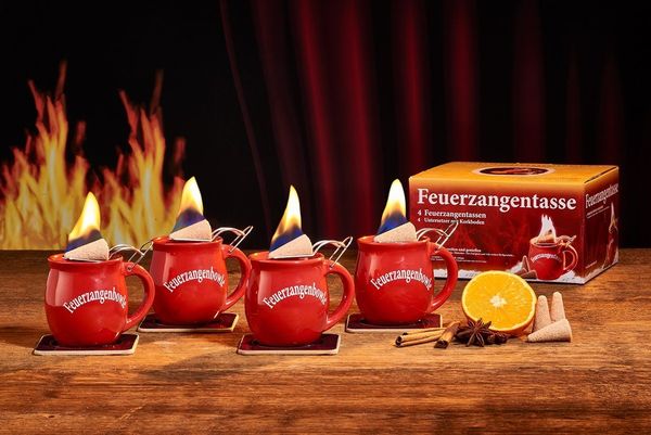 Feuerzangentasse Bowle-Set Feuerzangentasse 4er-Set (Feuerzangenbowle Set, 9-tlg, 4x Feuerzangentasse, 4x Korkuntersetzer, 1x Rezeptheftchen), hitzebeständige Keramik, Edelstahl-Feuerzange