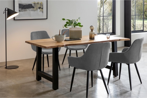 Essgruppe aus 1 x Esstisch Akazie 4 x Esszimmerstuhl