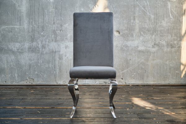 KAWOLA Stuhl LEIA Esszimmerstuhl Barock Velvet grau 101 x 64 x 44 cm