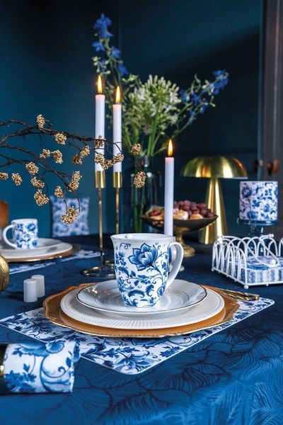 Ambiente® Kochschürze Delft Blue florals, (1-tlg, 1-teilig), Küchenschürze Nackenband ca. 70x85cm Baumwolle