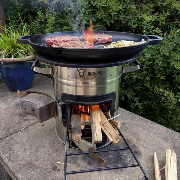 BBQ-Toro Grillplatte Gusseisen Plancha Ø 34,5cm, Grillplatte für Raketenofen, preseasoned, Thermoresistent