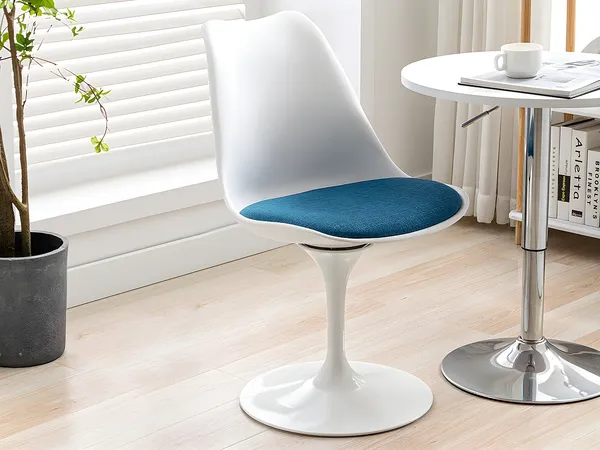 Vente-unique - XAFY Stuhl Plastik BlauWeiß - B 56,5 cm x H 82 cm x L 49 cm