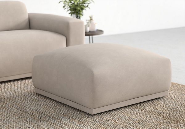 TRENDMANUFAKTUR Hocker Braga, mit hochwertigem Kaltschaum, quadratisch, in Cord erhältlich (1 St), moderner Polsterhocker, 85/42/85 cm (B/H/T)