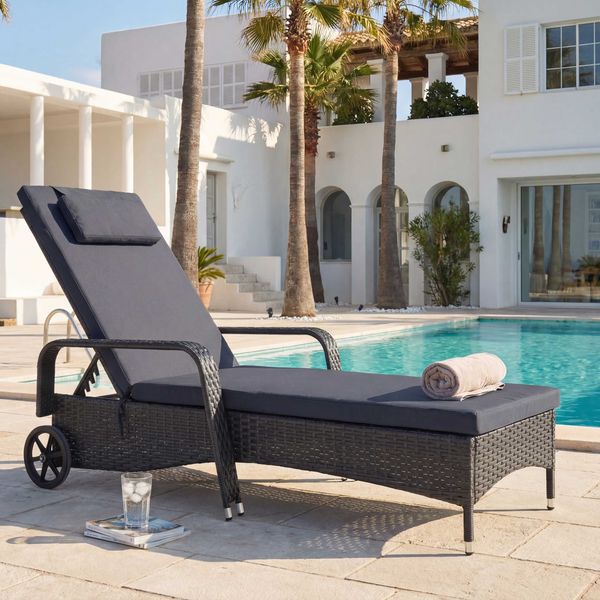 Poly-Rattan Sonnenliege Carrara, Relaxliege Gartenliege Liege, Alu ~ anthrazit, Kissen grau