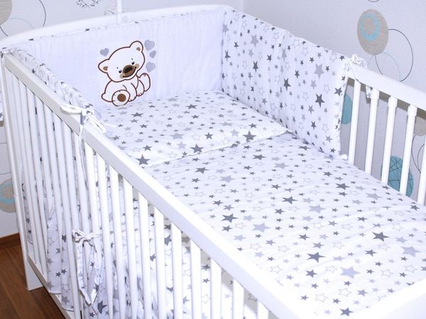 Primawela Babybettwäsche Baby Bettset -5-6 teiliges Set mit Chiffon Himmel Nestchen- BÄRCHEN, 5 teilig
