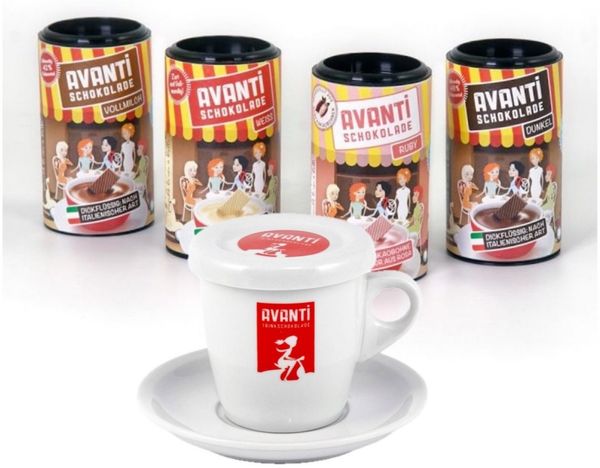 LK Trend & Style Tasse Geschenkset Schokoladentasse + 4er Probierset Trinkschokolade, Porzellan, Wenn Gutes von AVANTI drin ist, dann kann auch AVANTI draufstehen!