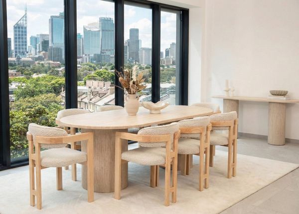 alesvelt Esstisch Trivento oval massive Tischplatte im Travertin Design Säulenstil (1-Tisch), Tischbeine im Säulenstil, 200 x 100 x 75 cm