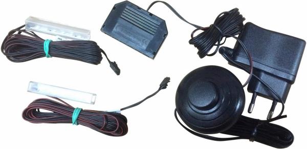 trendteam LED Unterbauleuchte, LED fest integriert, Kaltweiß, LED Unterbauspots mit kalt-weißem Licht - Mit Fußschalter