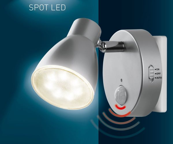 TRANGO LED Nachtlicht, Bewegungsmelder, 2635-014 LED Sensor Steckdosenlampe *MILO* mit Automatikfunktion in Silber Sicherheitslicht 230V, Wandlampe, Orientierungslicht, Nachtlampe, Steckdosenlicht
