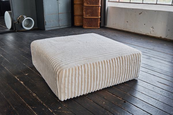 KAWOLA Hocker WIOLO SOFT Sitzelement für Modulsofa Weicher Breitcord cremeweiß 43 x 111 x 111 cm