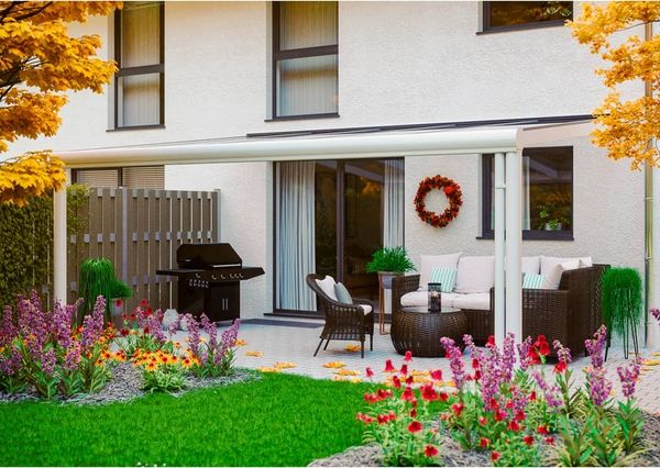 Skan Holz Aluminium Terrassenüberdachung Genua |