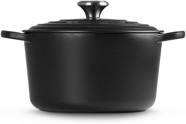 Le Creuset Signature Gusseisen-Bräter mit Deckel, Für alle Herdarten und Induktion geeignet, Rund, Schwarz, 24,0 cm, 5 Bild 3