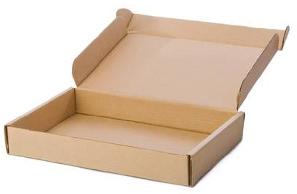 Testprodukt: NICHT BESTELLEN: Ein Papphaufen als Möbelstück