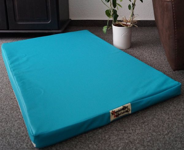 Hundebettenmanufaktur Hundematratze beidseitig Kunstleder Höhe 5 cm Farbe und Größe wählbar