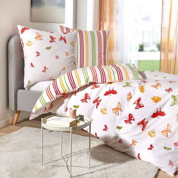 TRAUMSCHLAF Bettwäsche Mariposa, Seersucker, 2 teilig, farbenfrohe Schmetterlinge