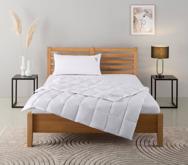 OTTO home Daunenbettdecke + Kopfkissen TAMINS, Bettdecke 135x200 cm und 155x220 cm, 2-tlg, Füllung: 100% Daunen, Bezug: 100% Baumwolle, Set mit Kissen 40x80 cm, 80x80 cm, Sommer, Winter, Made in Germany