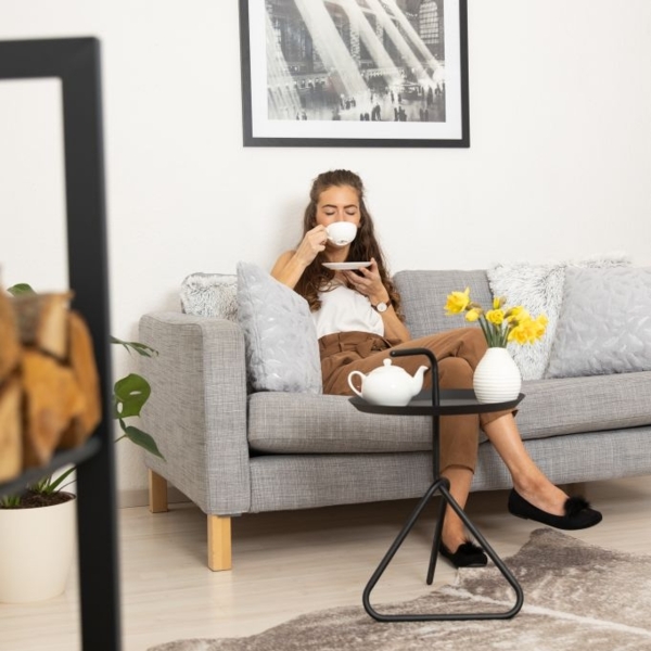 Beistelltisch Metall mit Griff Bild 2