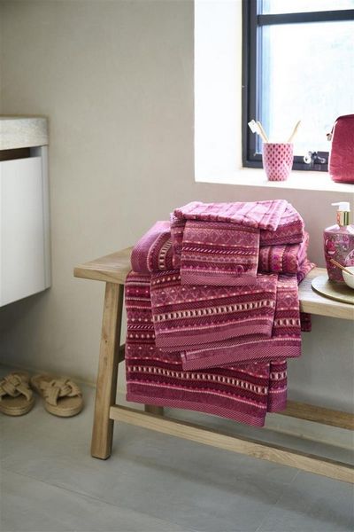 PiP Studio Gästehandtuch Geometric Print Gästehandtuch dark pink 30x50cm (1 Stück), 100% Baumwolle (325874)