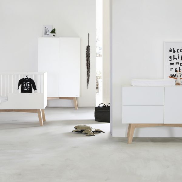 Kidsmill Sixties Babyzimmer Mattweiß / Natur| Bett - Material: MDF / Spanplatte - Babypark. de