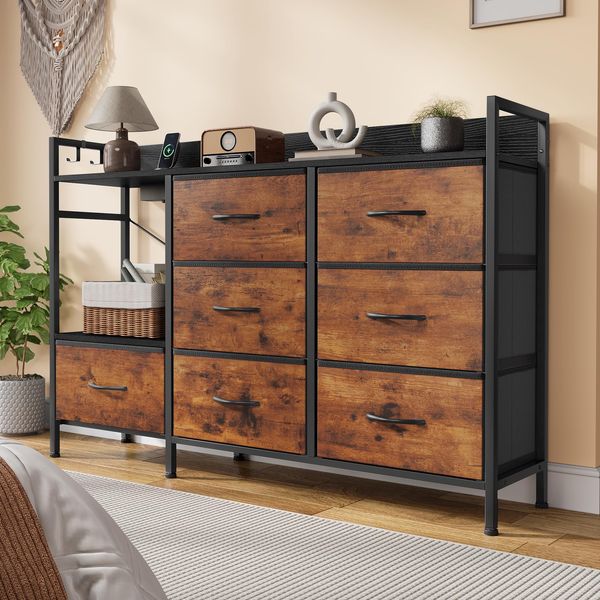 DWVO Kommode Schlafzimmer, Kommode mit 7 Stoffschubladen, 2 Steckdosen, 2 USB-Anschlüssen, TV-Schrank mit seitlichen Haken, rustikales Braun