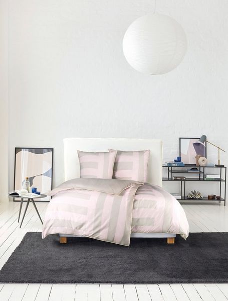 Esprit Wendebettwäsche Greta, Renforcé, 2 teilig, aus reiner Baumwolle und mit effekvoller Paspel