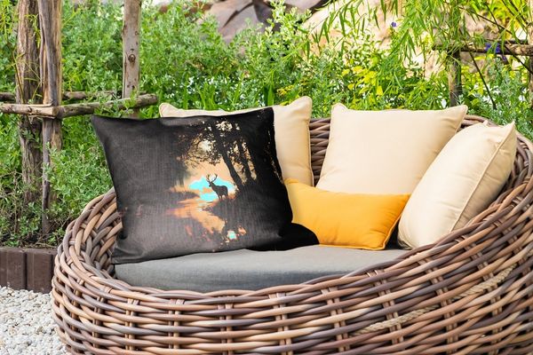 MuchoWow Dekokissen Hirsche - Waldbach - Mystisch, Outdoor-Dekorationskissen, Kissen, Kissenbezug, 50x30 cm