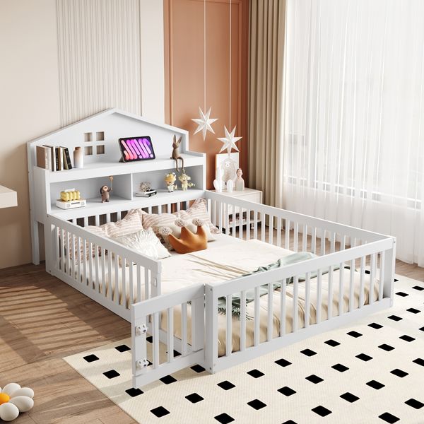 Kinderbett Hausform 140x200 cm mit Kreidetafel, Regalen & Tür,Massivholz Bodenbett,Weiß